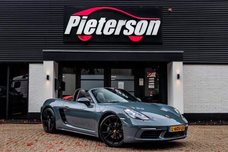 Porsche 718 Boxster (2017)