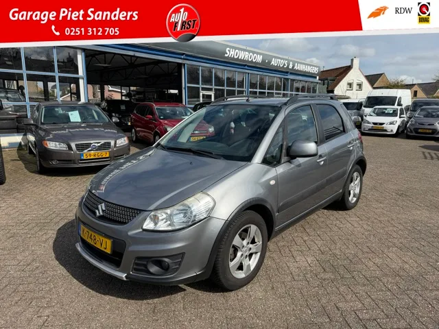 Suzuki SX4 (2011) — foto 1