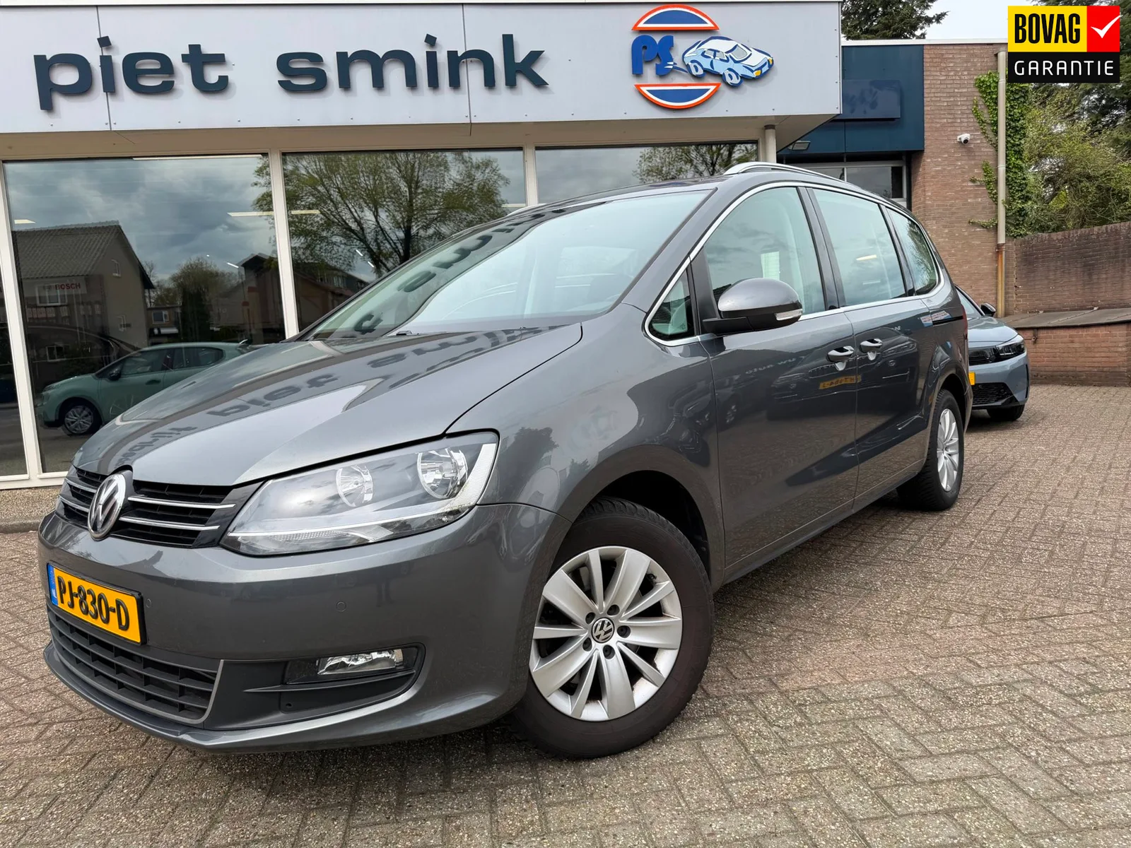 Volkswagen Sharan (2017) — foto 1