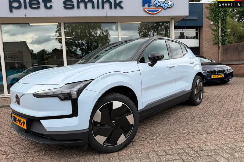 Volvo EX30 (2024)