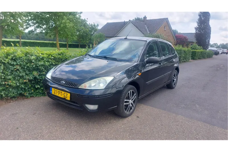 Ford Focus (2004)