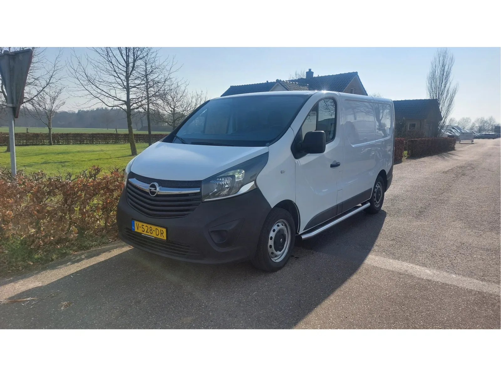 Opel Vivaro (2017) — foto 1