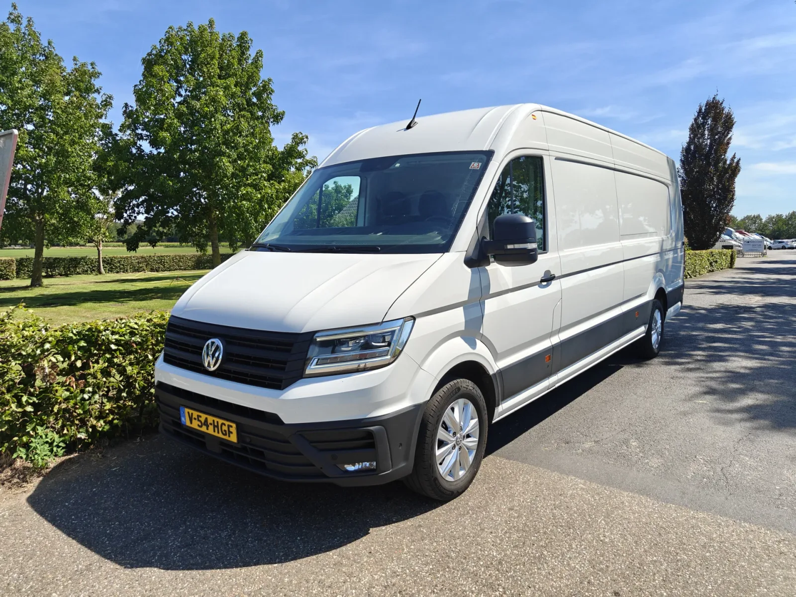 Volkswagen Crafter (2024) — foto 1