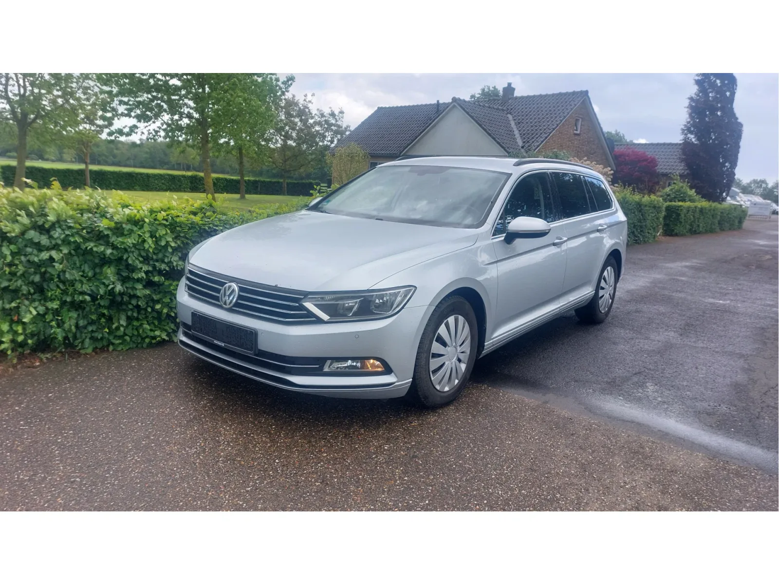 Volkswagen Passat (2015) — foto 1