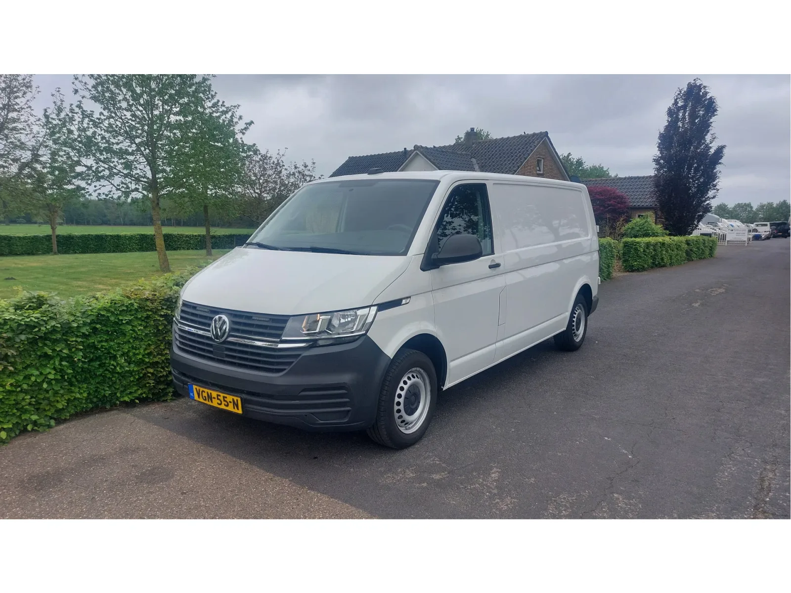Volkswagen Transporter (2020) — foto 1