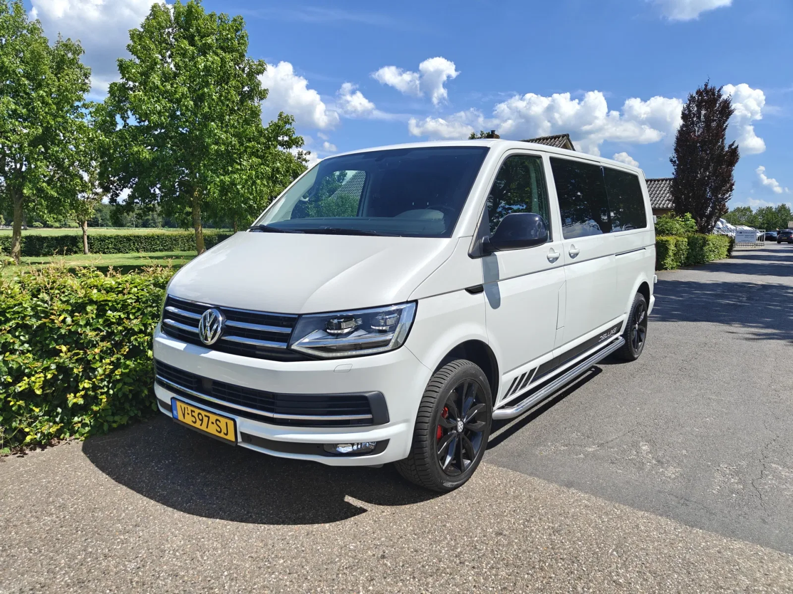 Volkswagen Transporter (2018) — foto 1