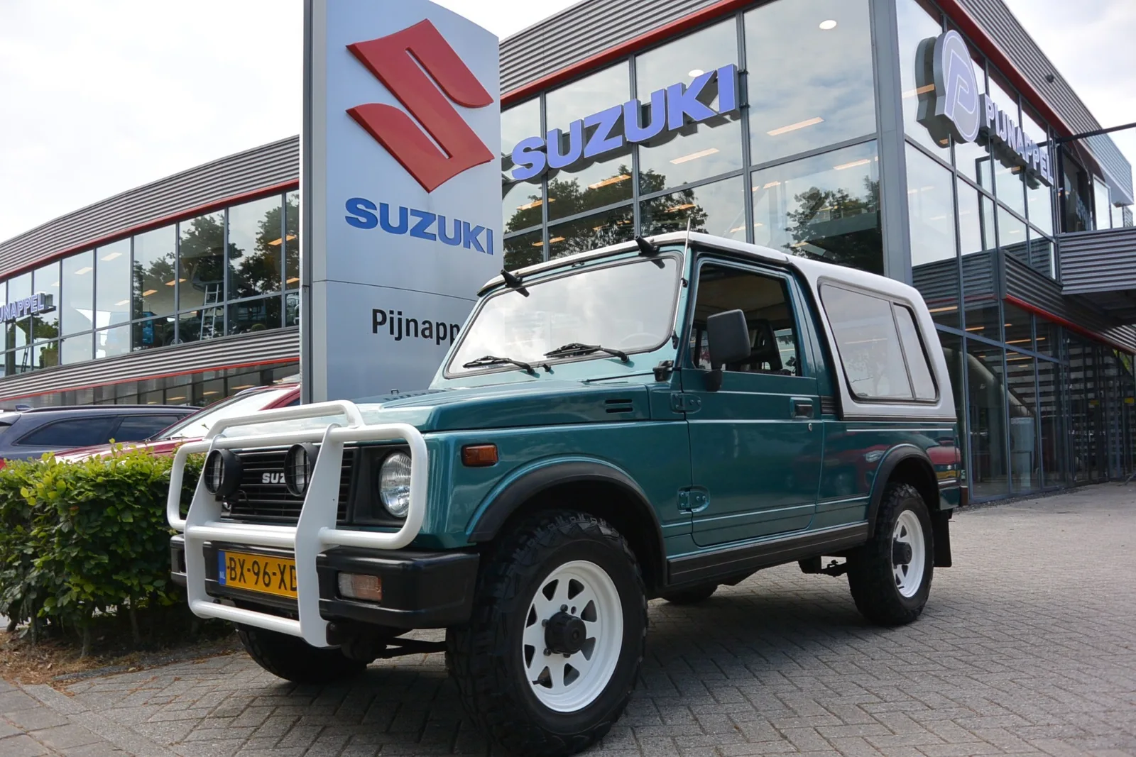 Suzuki SJ-413 (1987) — foto 1