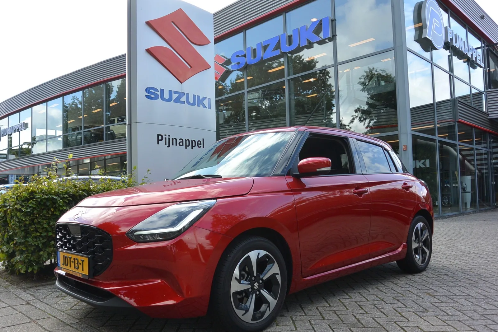 Suzuki Swift (2025) — foto 1