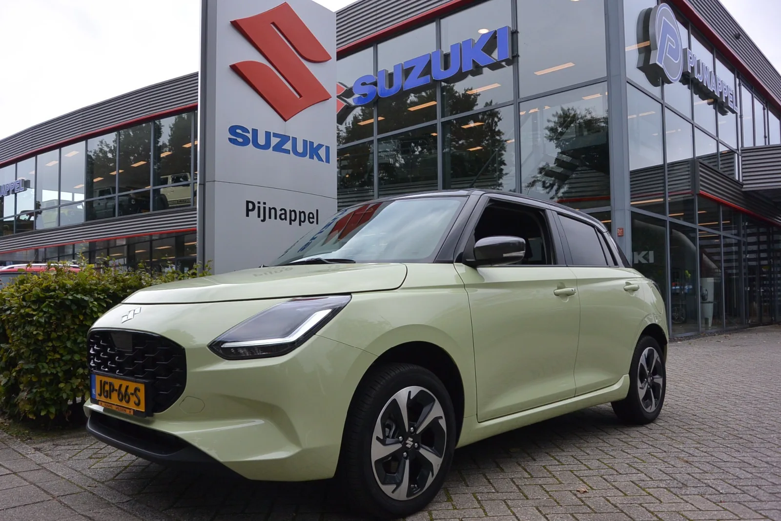 Suzuki Swift (2025) — foto 1