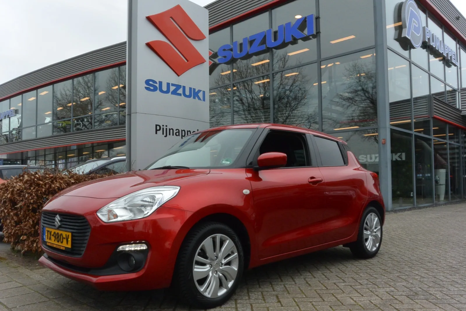 Suzuki Swift (2019) — foto 1