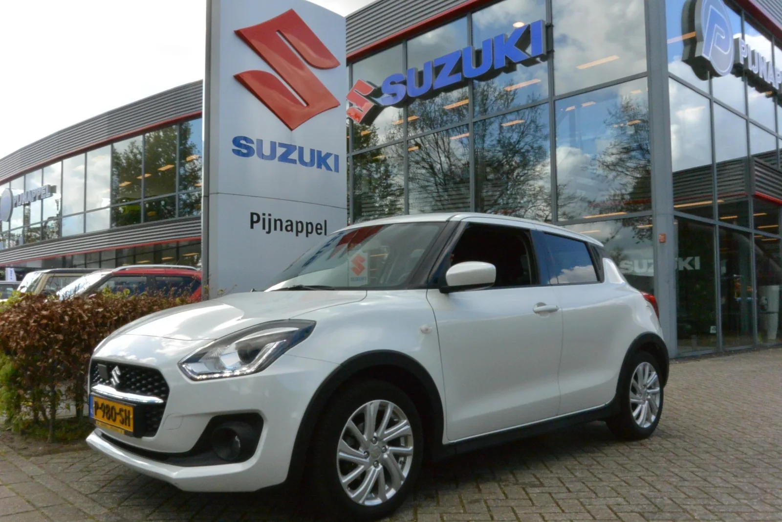 Suzuki Swift (2021) — foto 1