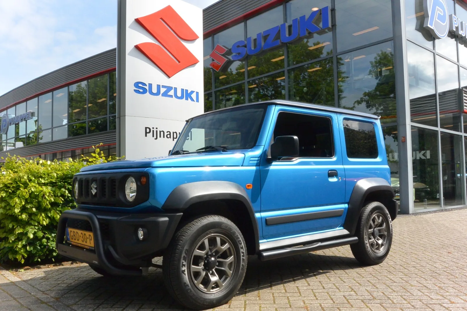 Suzuki JIMNY (2023) — foto 1