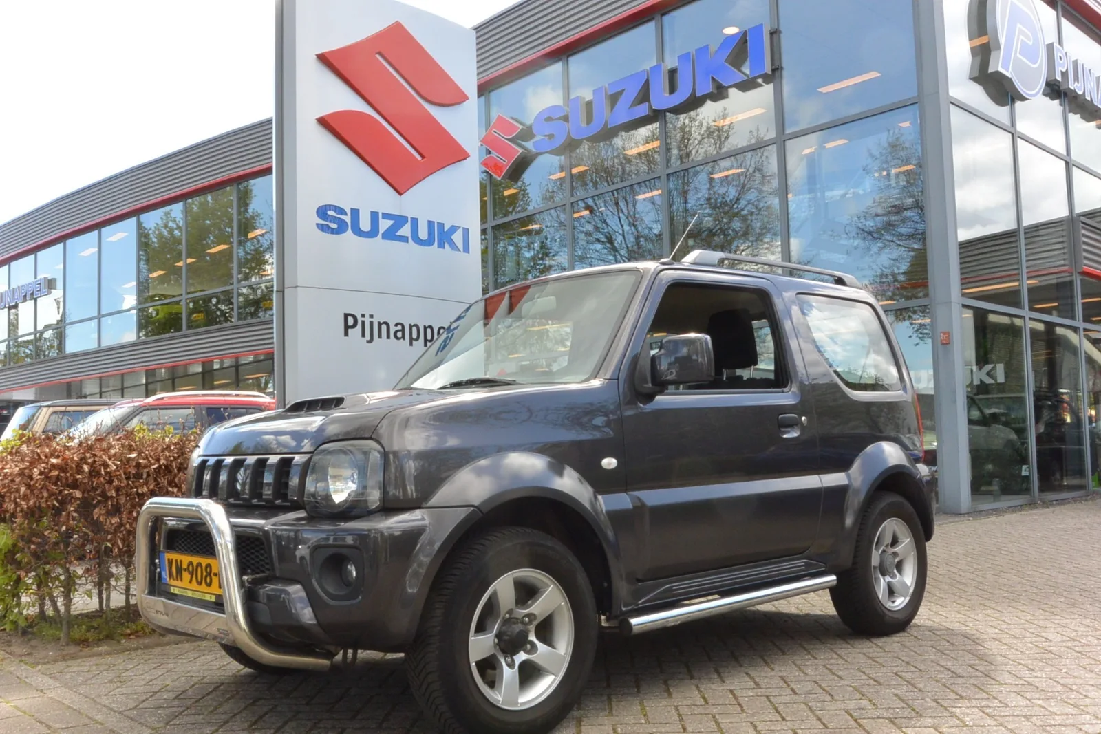 Suzuki JIMNY (2014) — foto 1