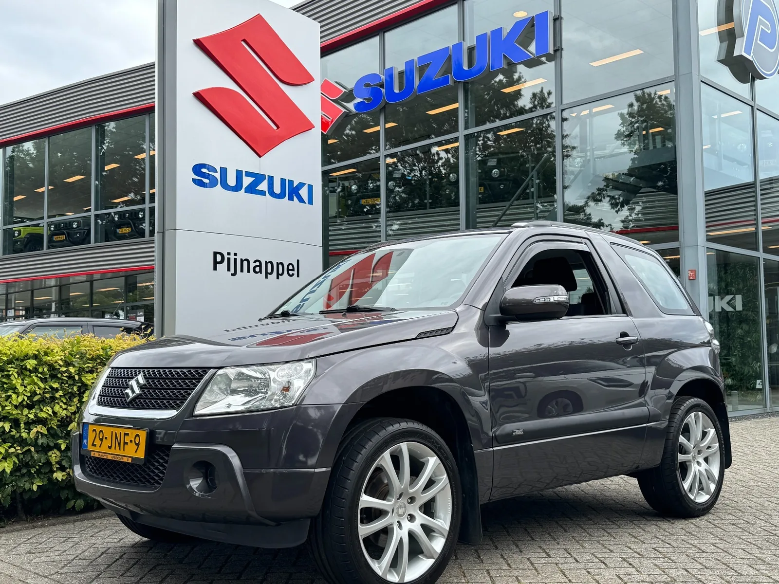 Suzuki Grand Vitara (2009) — foto 1