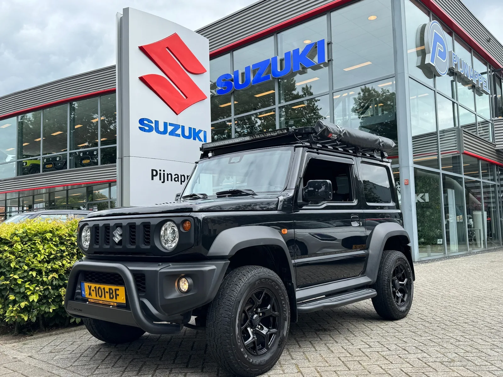 Suzuki JIMNY (2019) — foto 1
