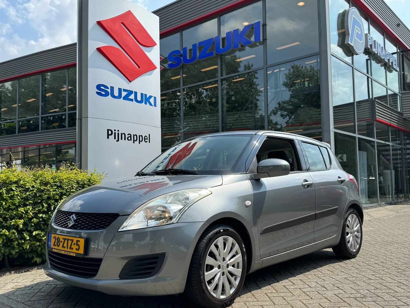 Suzuki Swift (2013) — foto 1