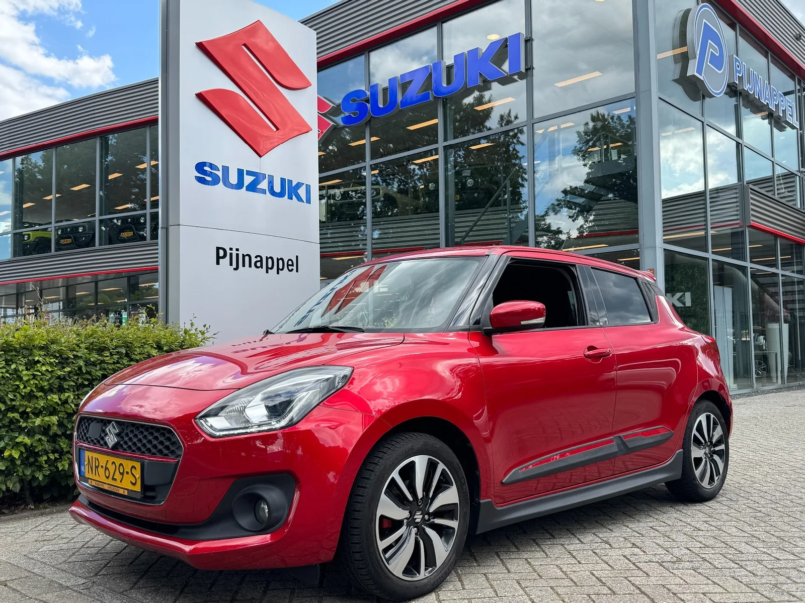 Suzuki Swift (2017) — foto 1