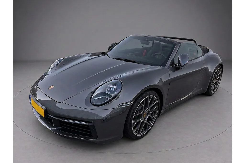 Porsche 911 (2021) — foto 1