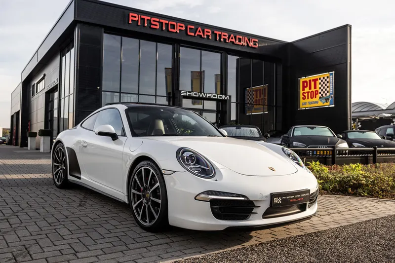 Porsche 911 (2013)