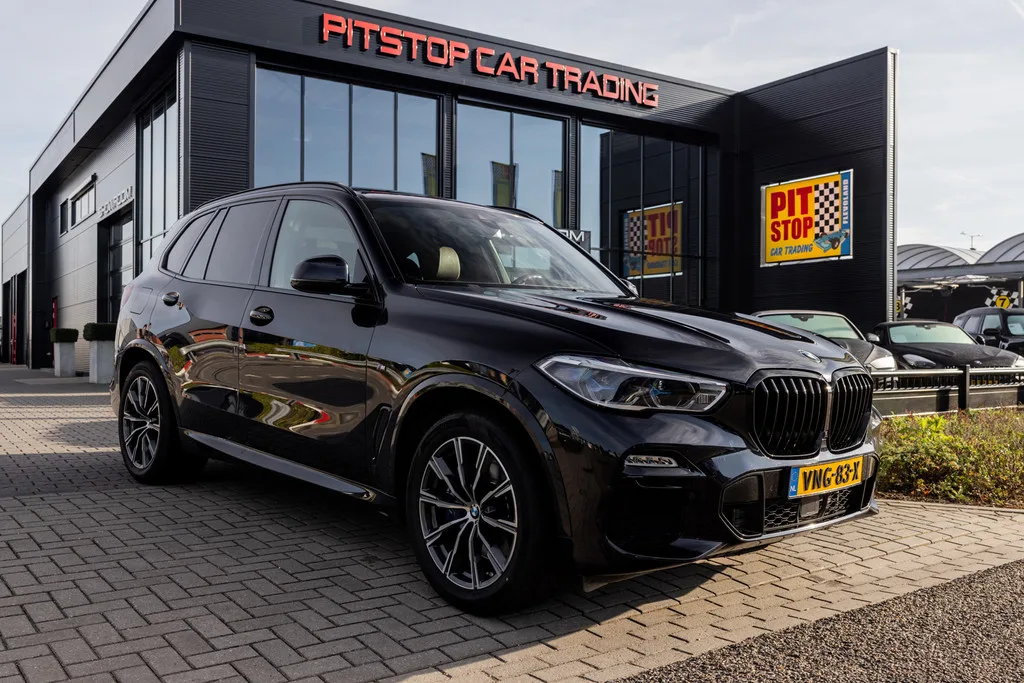 BMW X5 (2020) — foto 1