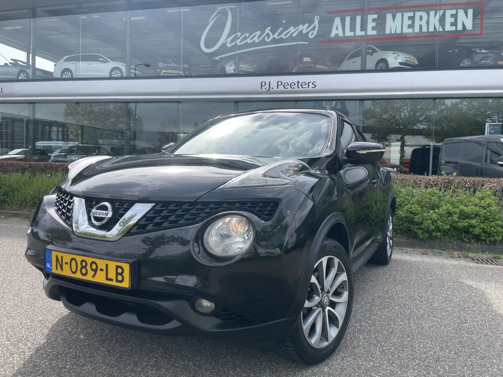 Nissan Juke (2015) — foto 1