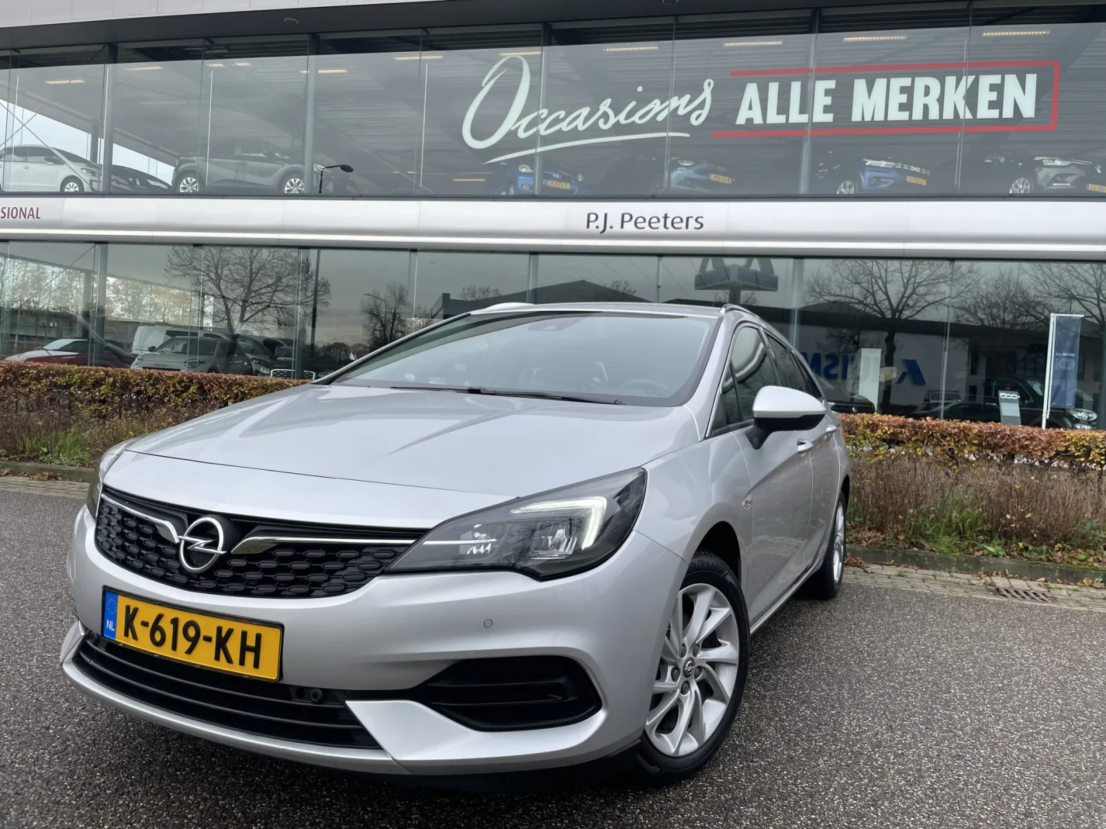 Opel Astra (2021) — foto 1