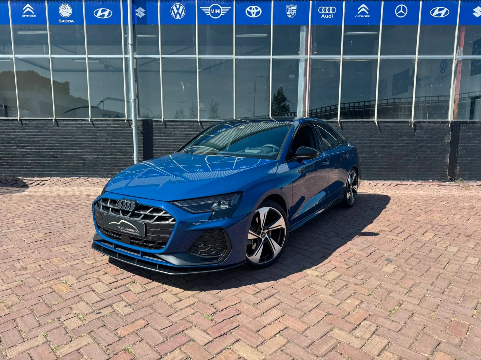 Audi A3 (2024) — foto 1