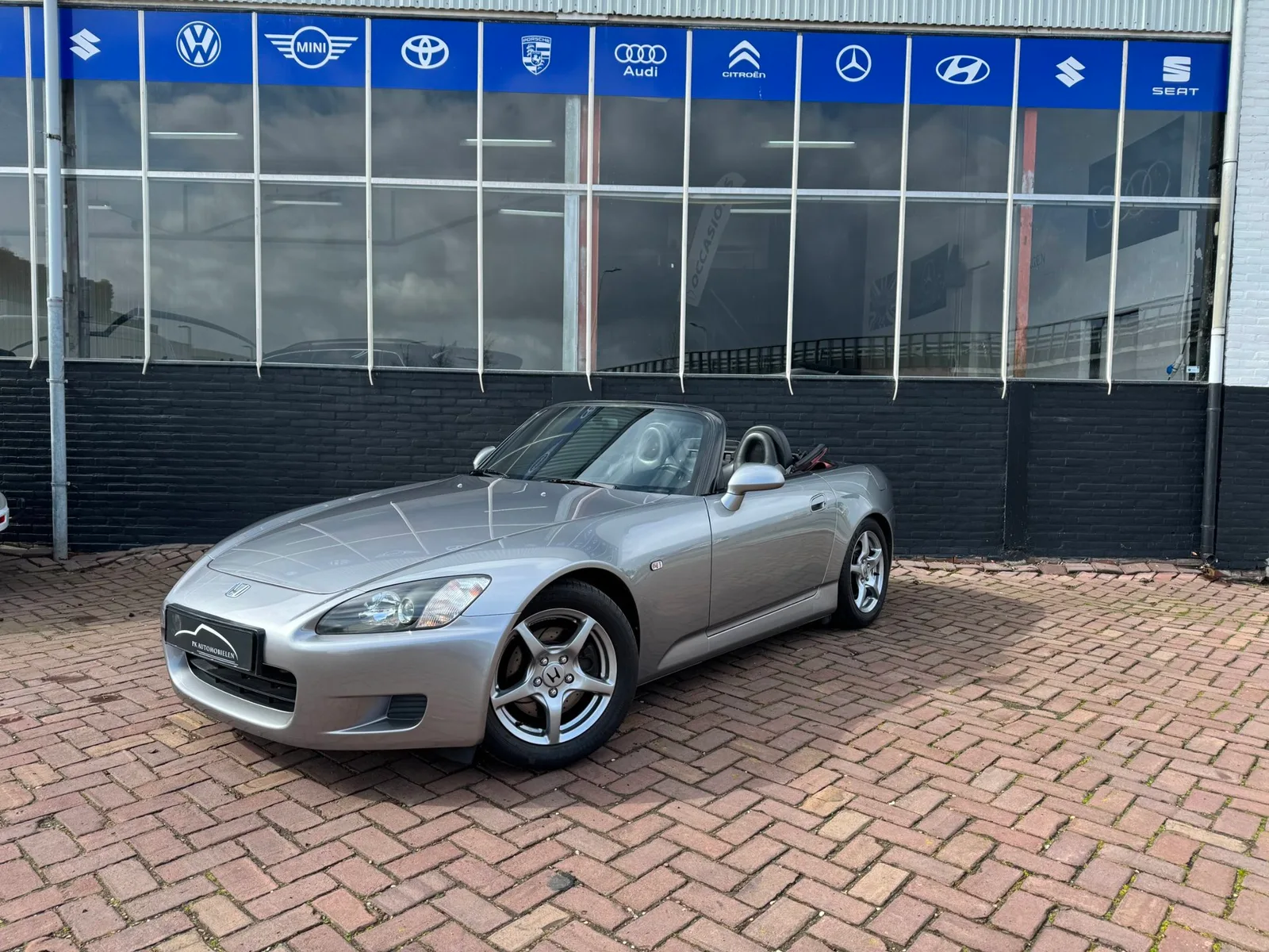 Honda S2000 (2000) — foto 1