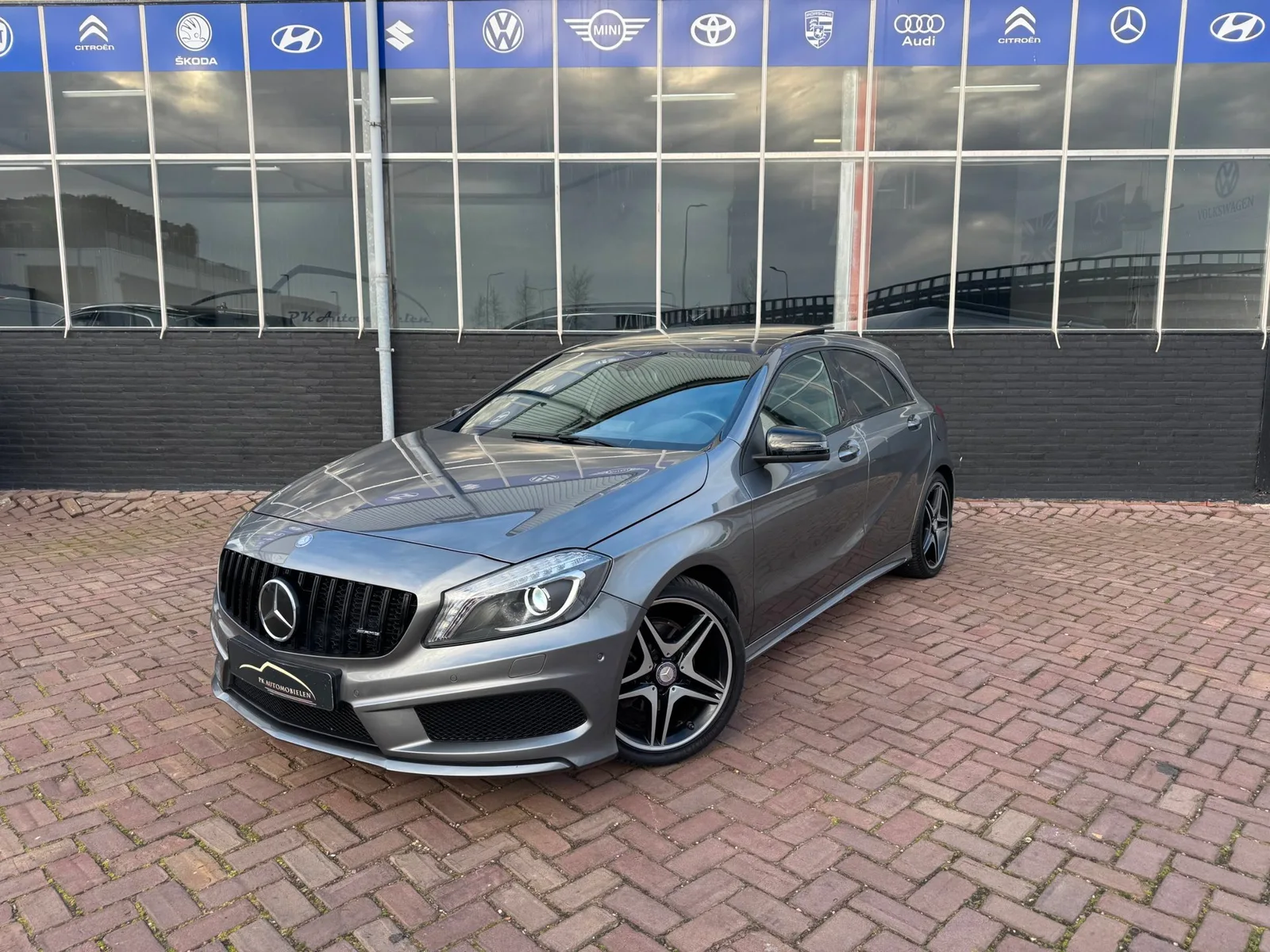 Mercedes-Benz A-Klasse (2014) — foto 1