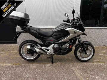 Honda NC750X (2018) — foto 1