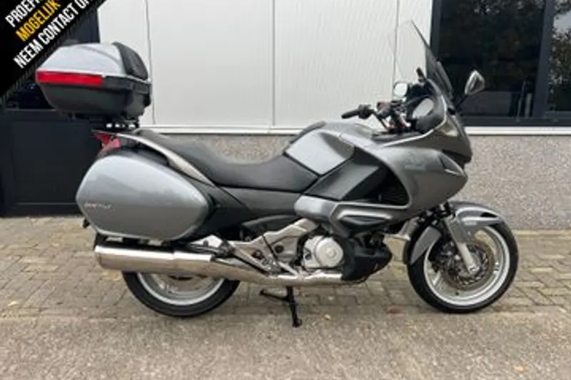Honda NT 700 V Deauville (2008)