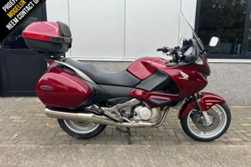 Honda NT 700 V Deauville (2009)