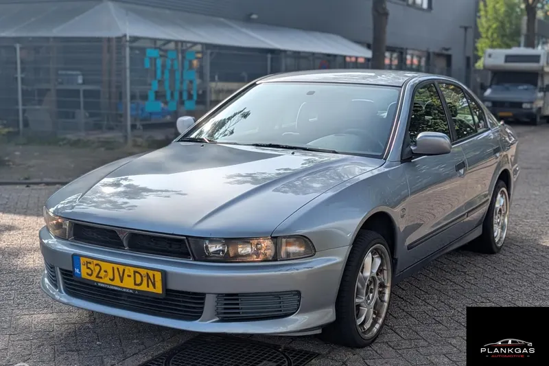 Mitsubishi Galant (2002)