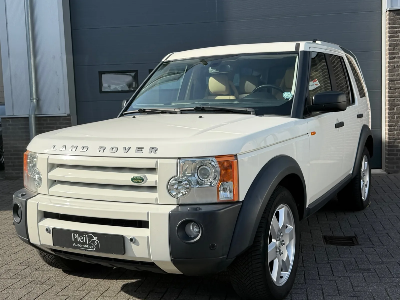 Land Rover Discovery (0) — foto 1