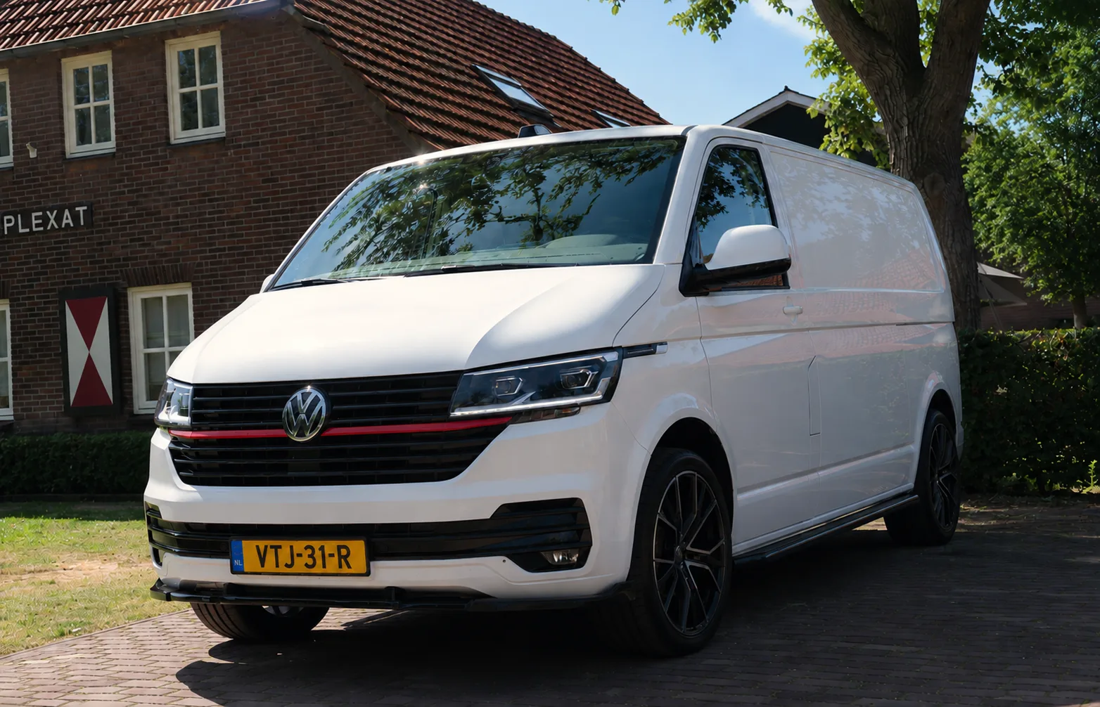 Volkswagen Transporter (2020) — foto 1