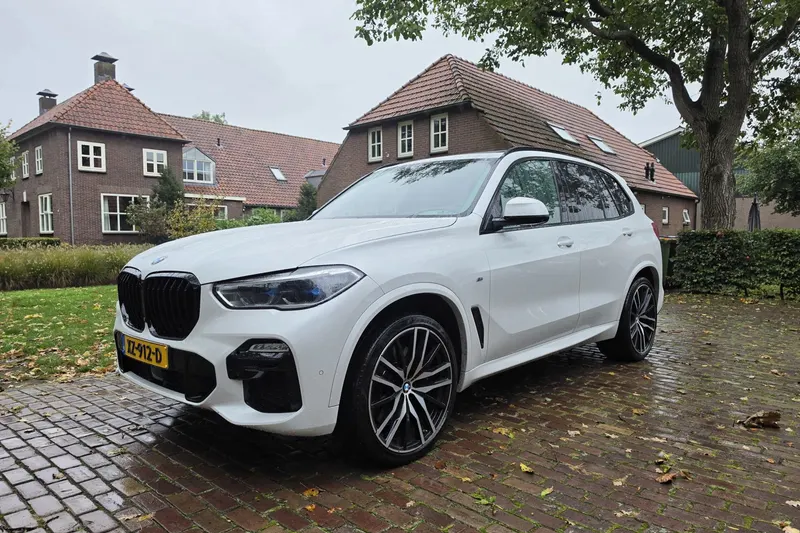 BMW X5 (2019)