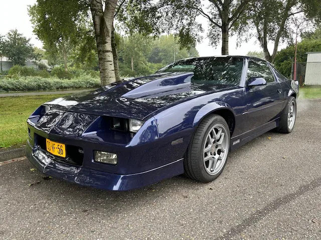 Chevrolet Camaro (1989) — foto 1