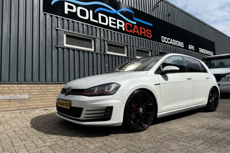 Volkswagen Golf (2015)