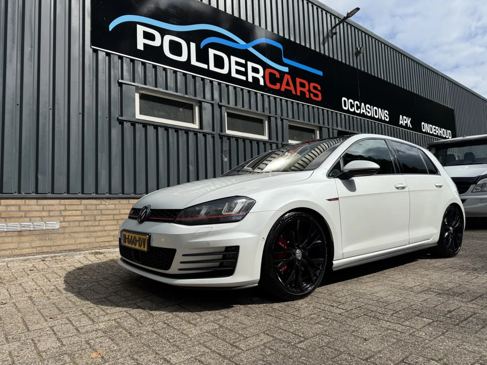 Volkswagen Golf (2015) — foto 1
