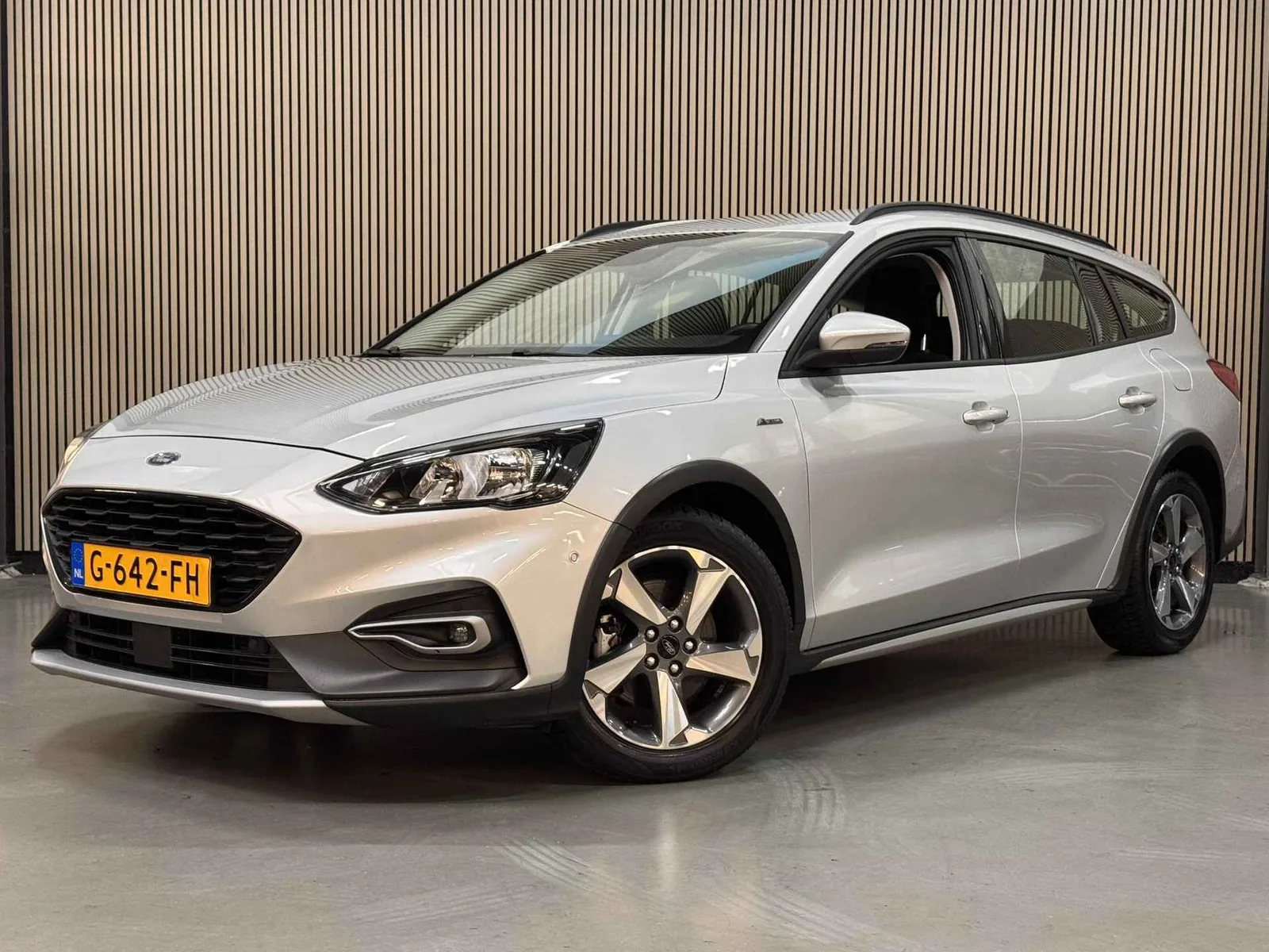 Ford Focus (2019) — foto 1
