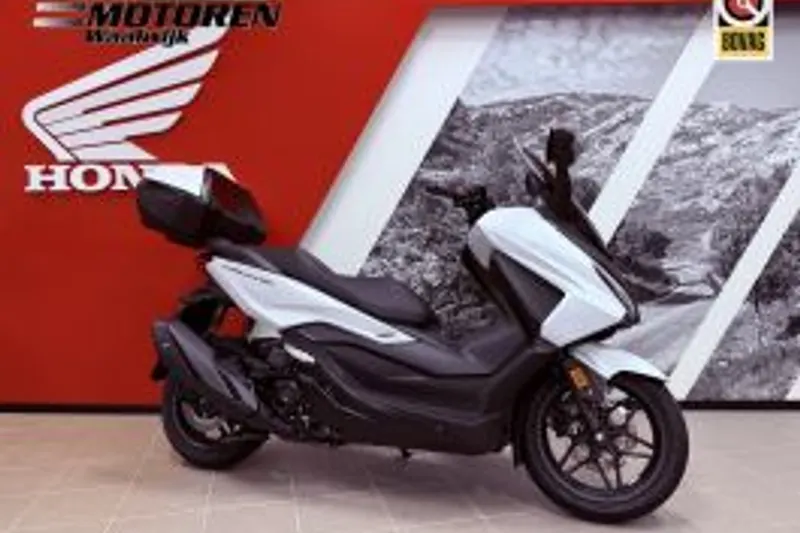 Honda Forza 350 (2026)