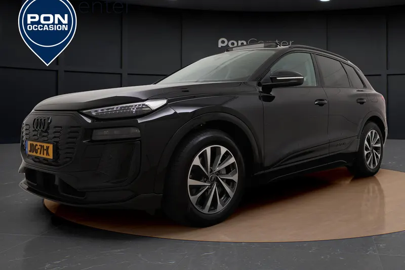 Audi Q6 e-tron (2025)