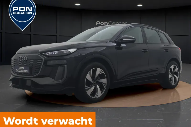 Audi Q6 e-tron (2024)