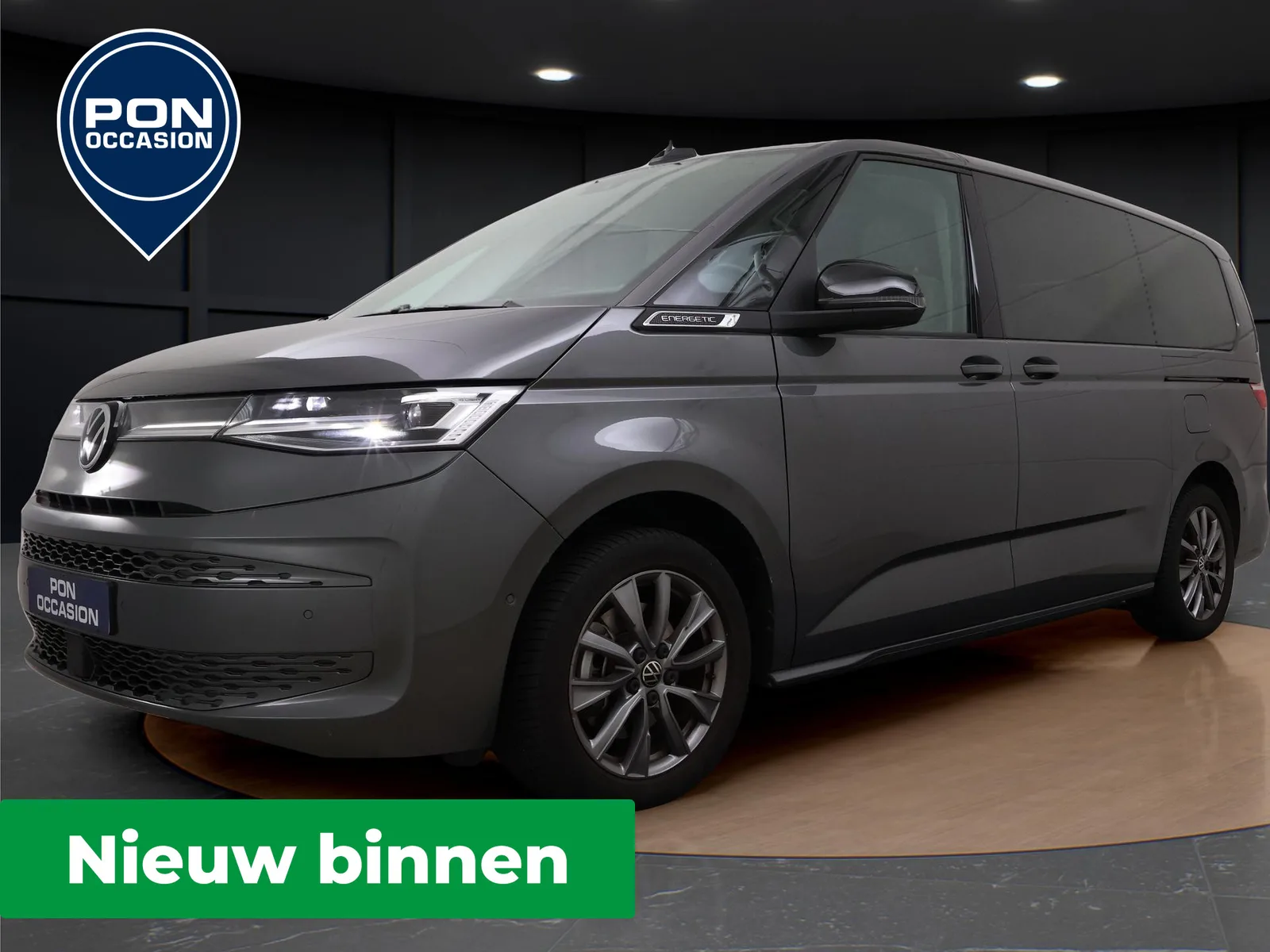 Volkswagen Multivan (2023) — foto 1