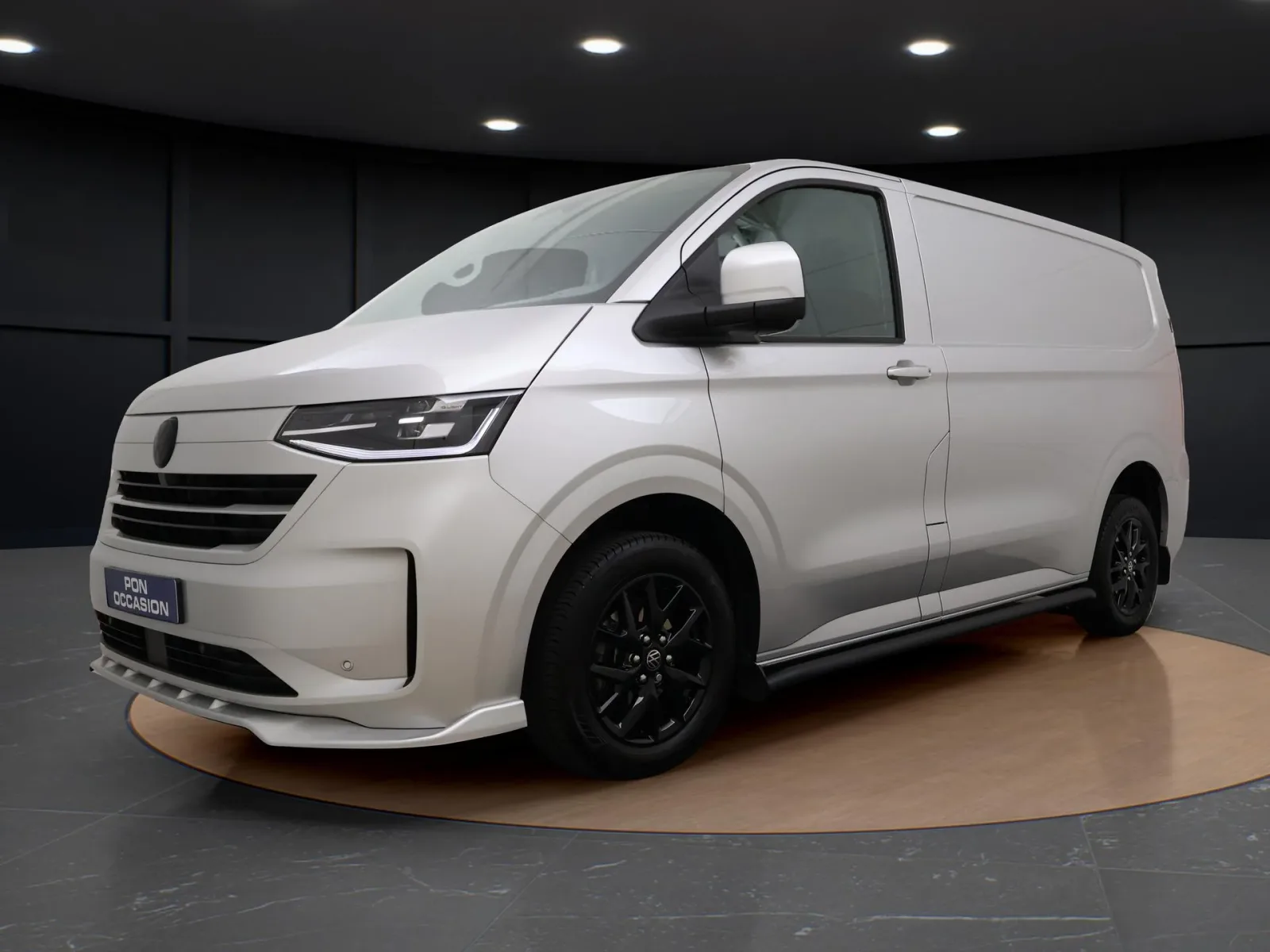 Volkswagen Transporter (2024) — foto 1