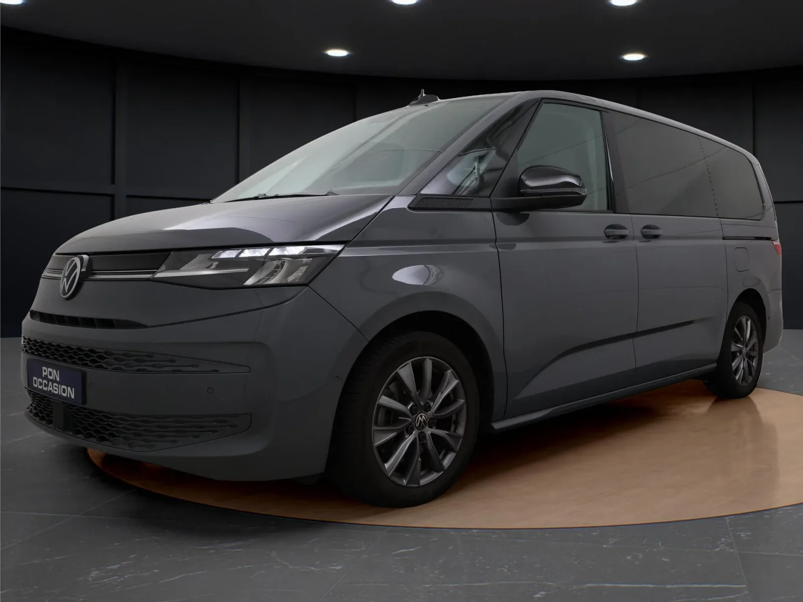 Volkswagen Multivan (2024) — foto 1