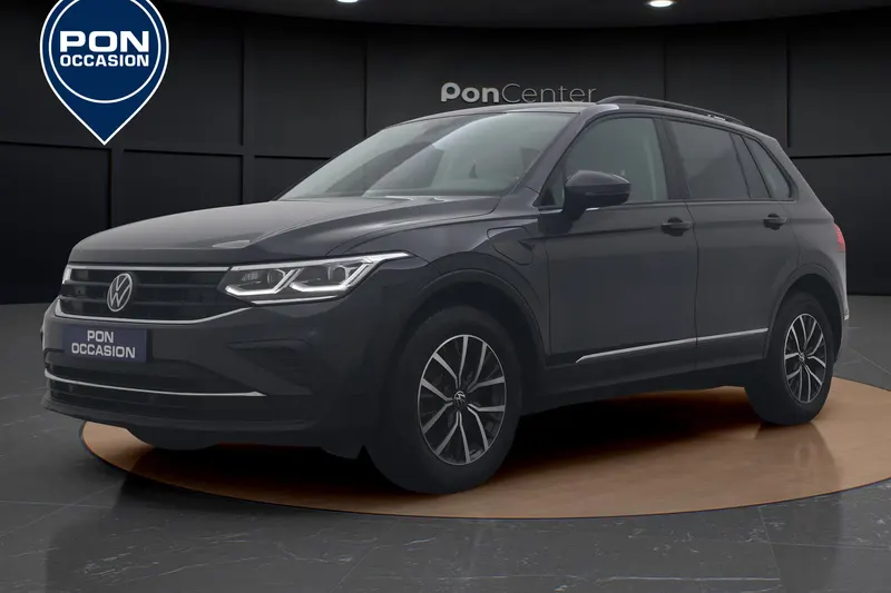 Volkswagen Tiguan (2022)