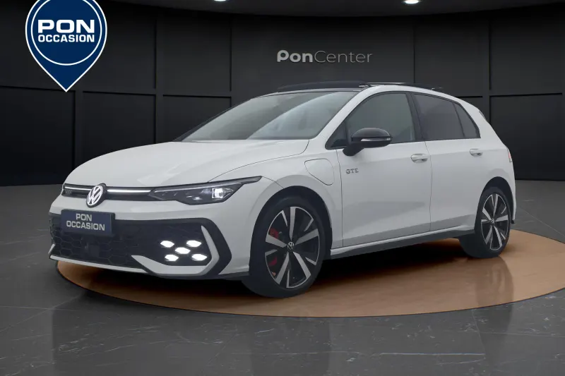 Volkswagen Golf (2025)