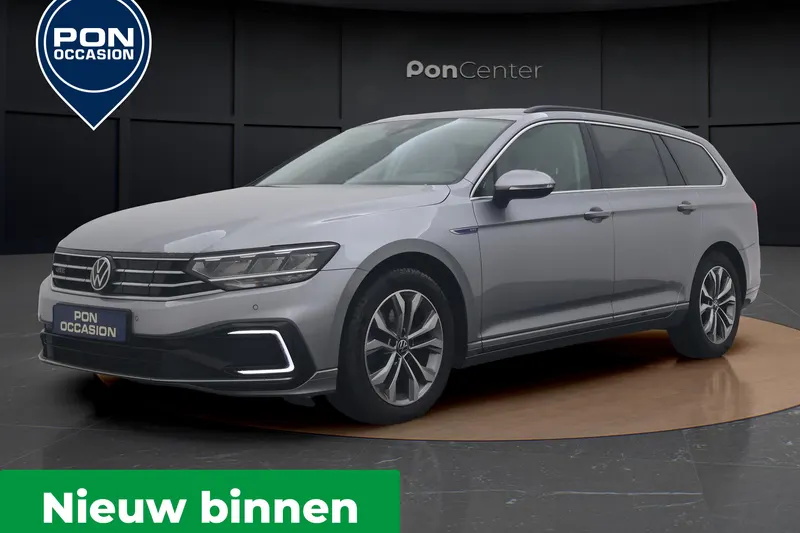 Volkswagen Passat (2022)