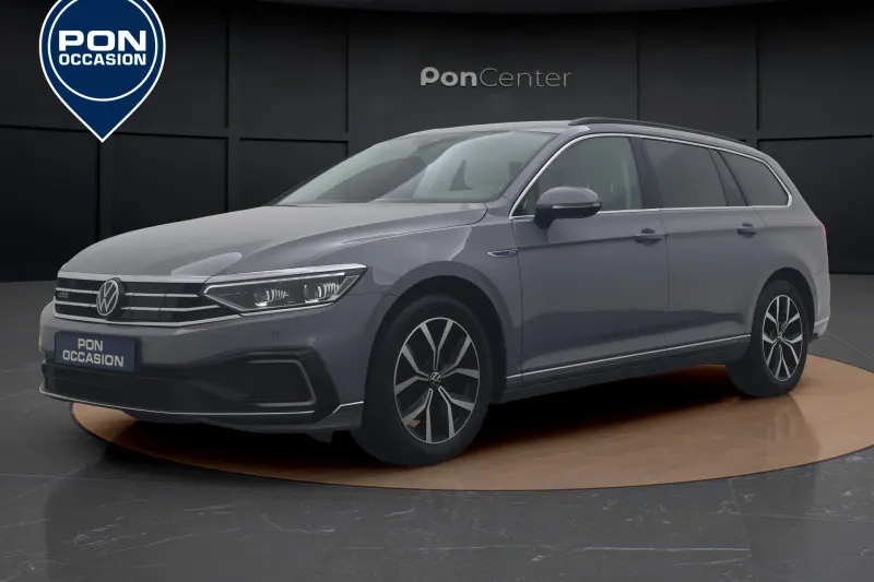 Volkswagen Passat (2022)
